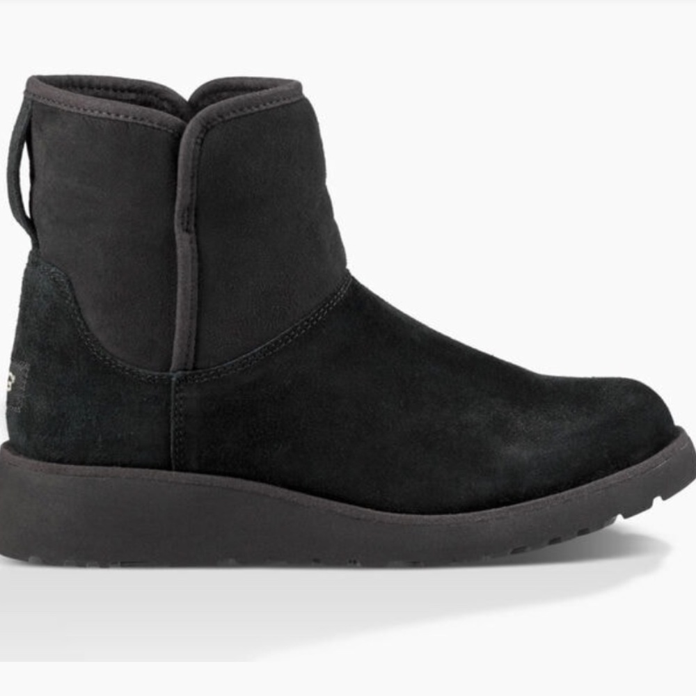Ugg Kristin Boot Black (Like New!)